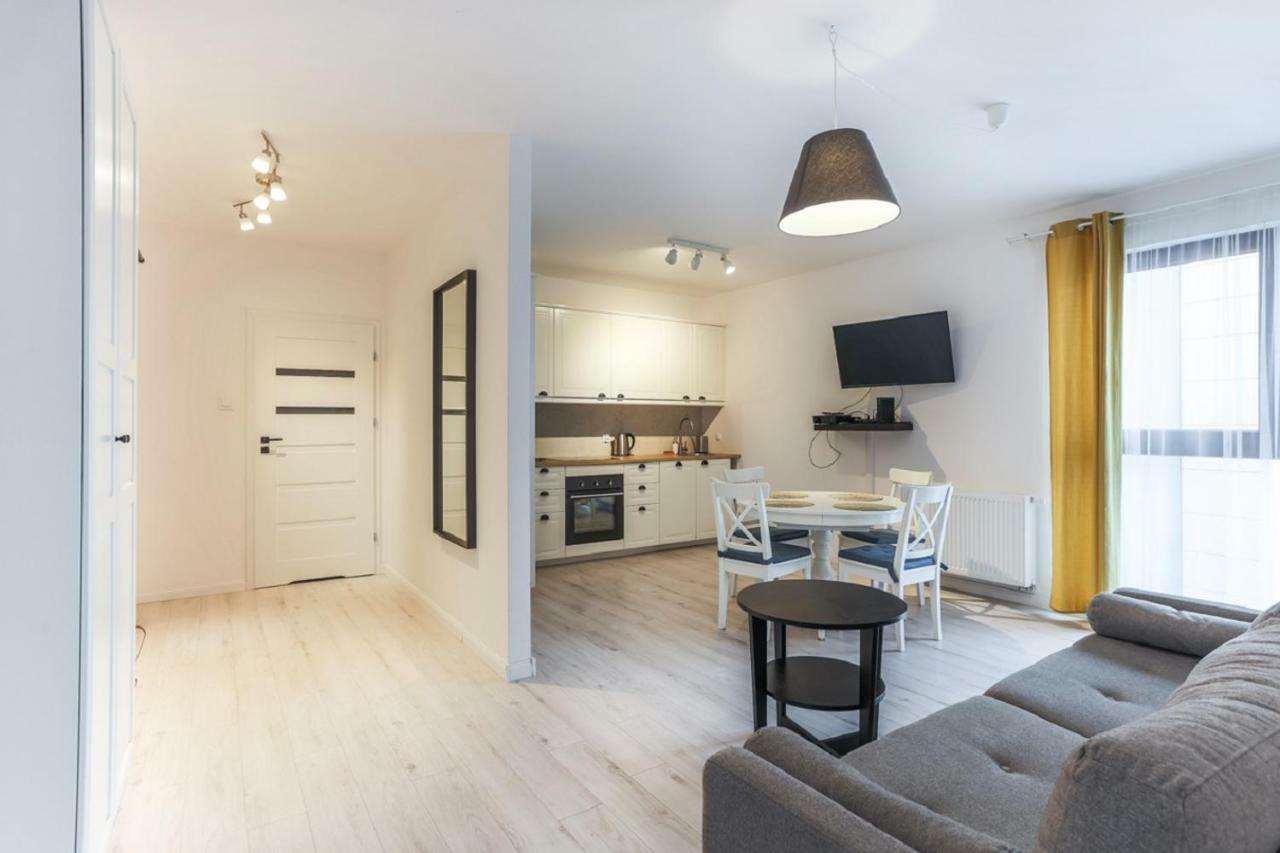 Comfort Apartment Oldtown With River View Гданск Екстериор снимка