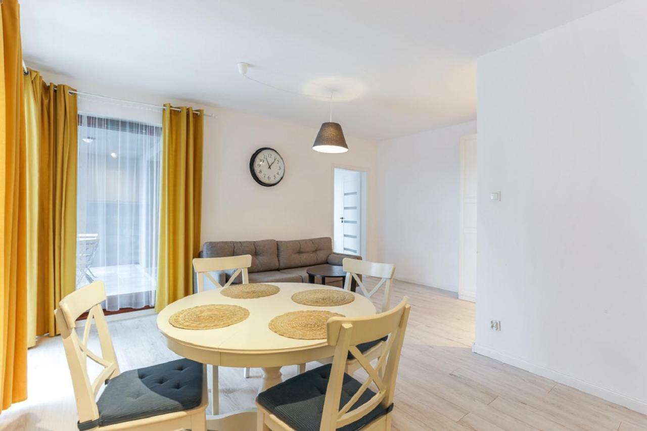Comfort Apartment Oldtown With River View Гданск Екстериор снимка